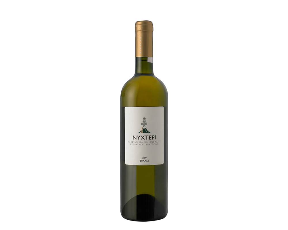 sommelier sigalas winery